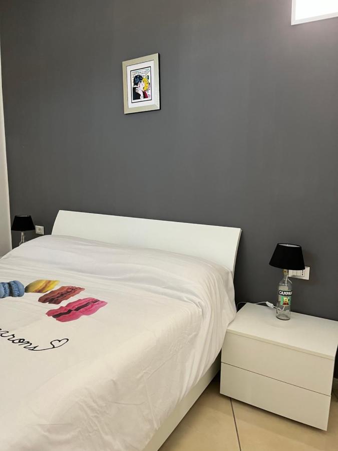 Bilocale In Centro - 10Km Da Malpensa Apartment Галарате Екстериор снимка